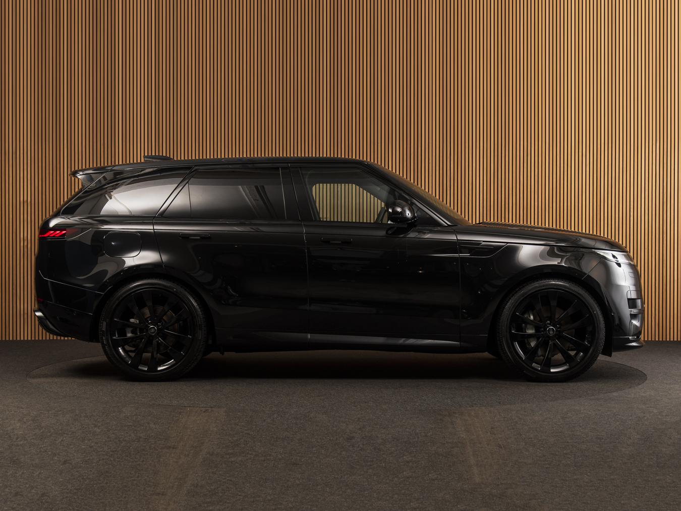 Land Rover Range Rover Sport D300 Dynamic HSE