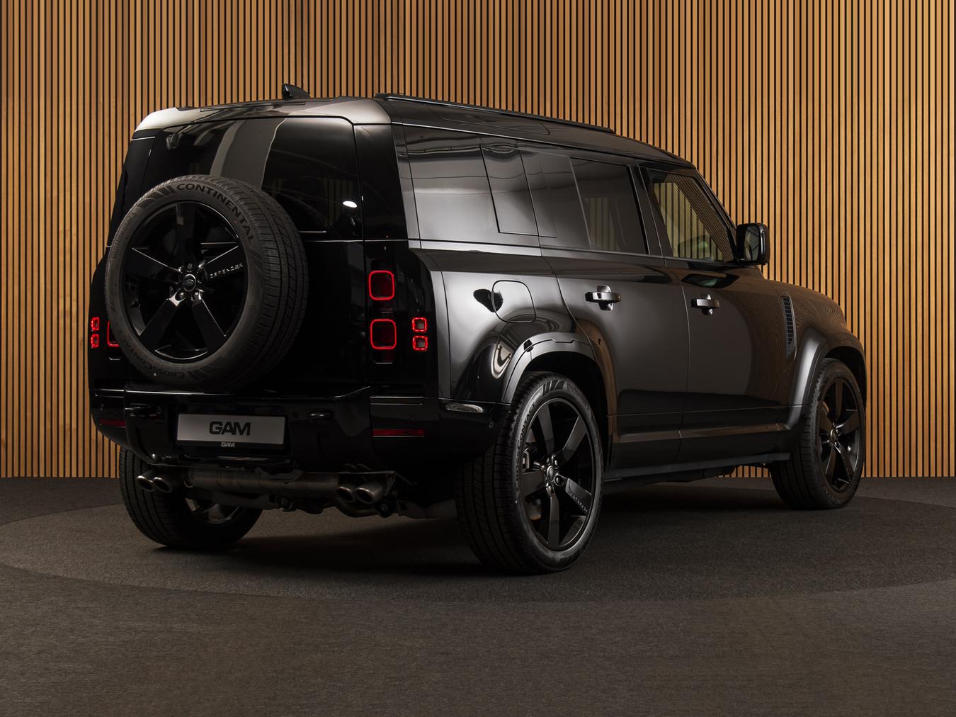 Land Rover Defender 110 P425 V8 X-Dynamic HSE