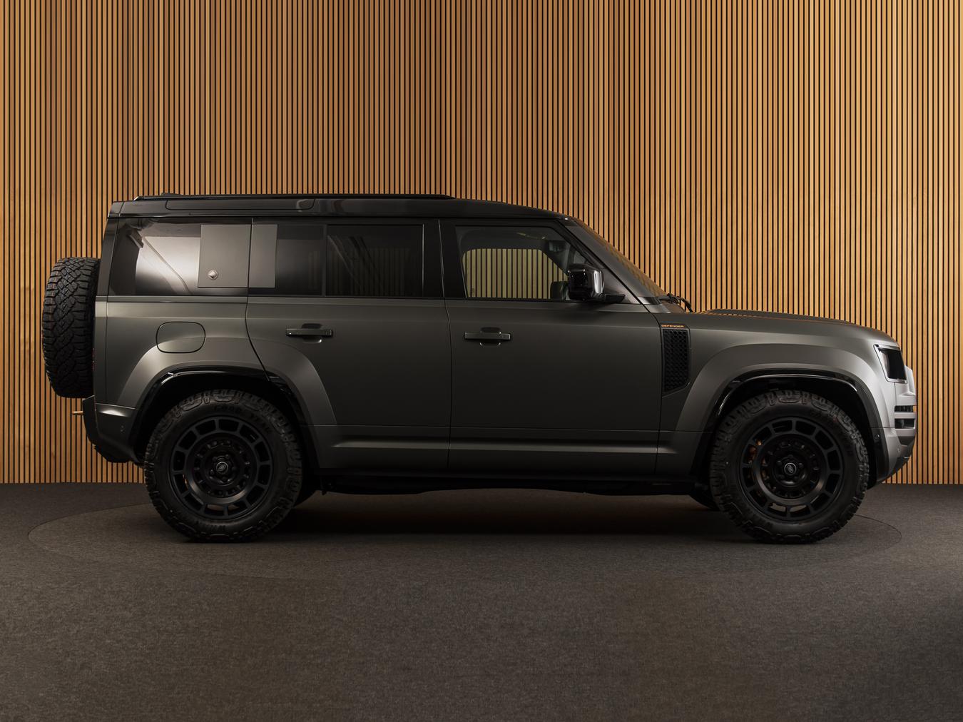 Land Rover Defender 110 P635 AWD OCTA