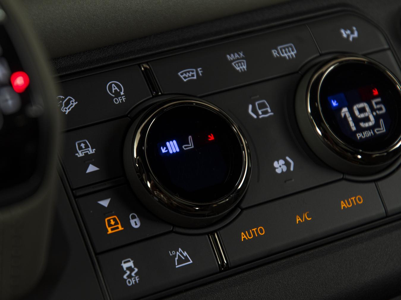 Land Rover Defender 110 P635 AWD OCTA