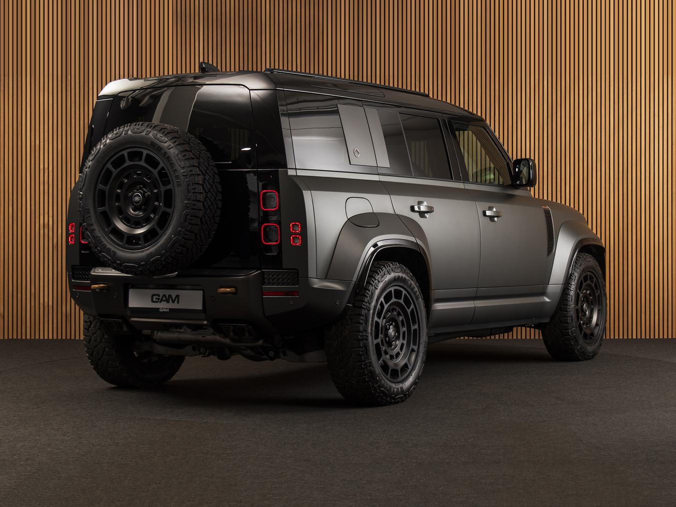 Land Rover Defender 110 P635 AWD OCTA