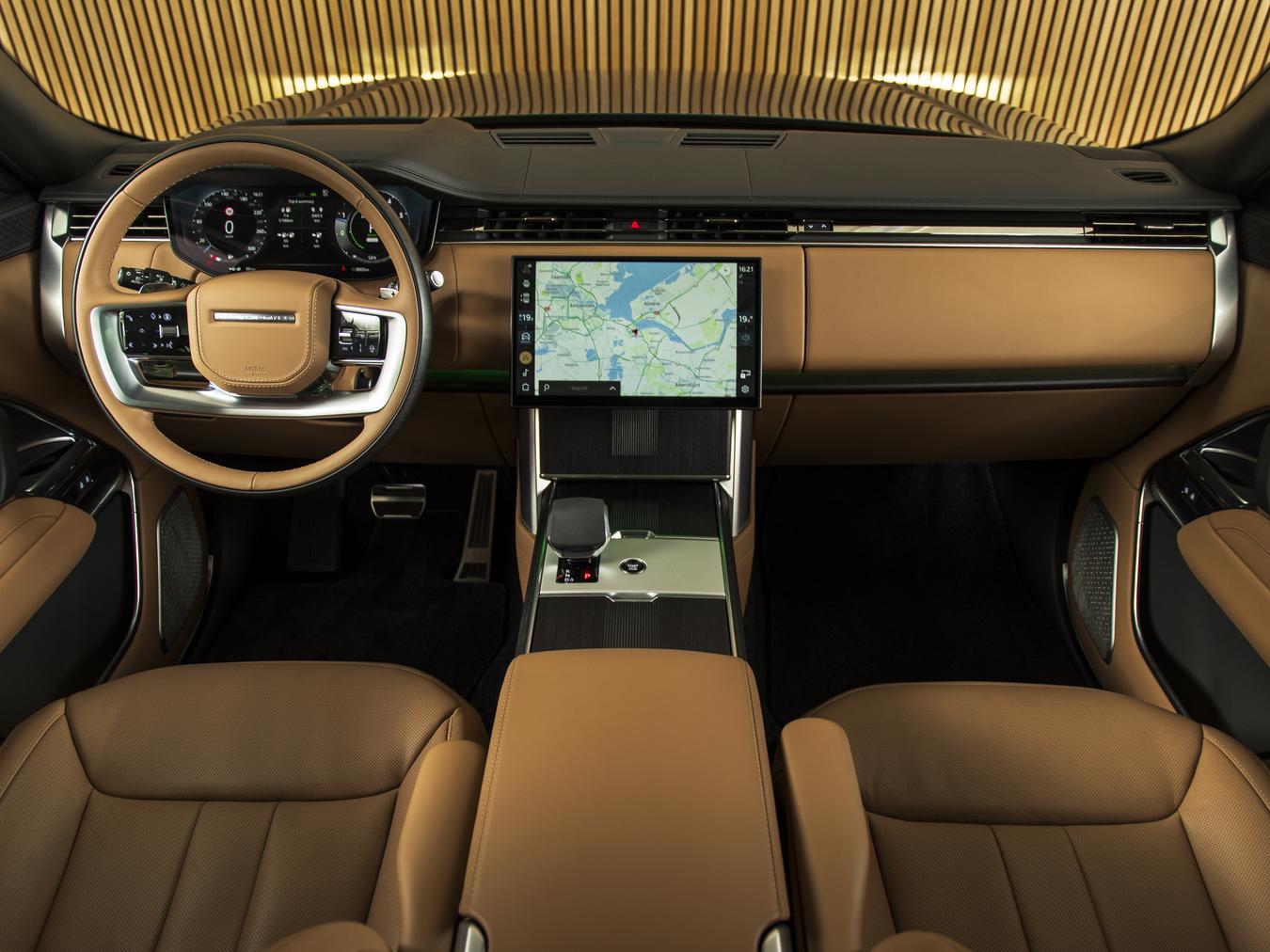 Land Rover Range Rover P460e Autobiography