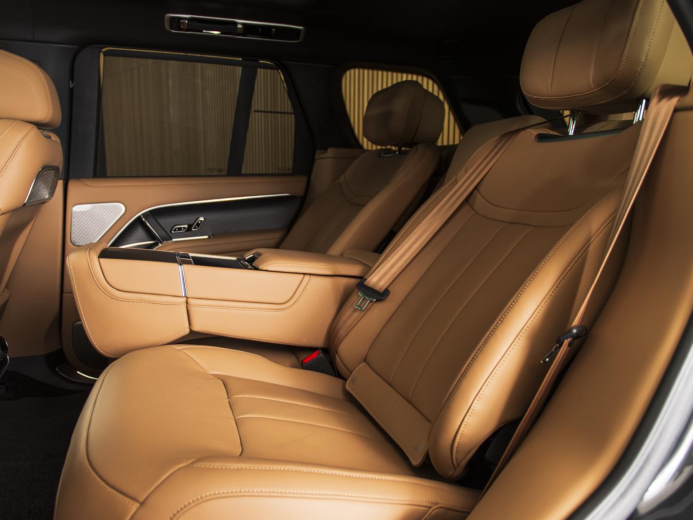 Land Rover Range Rover P460e Autobiography