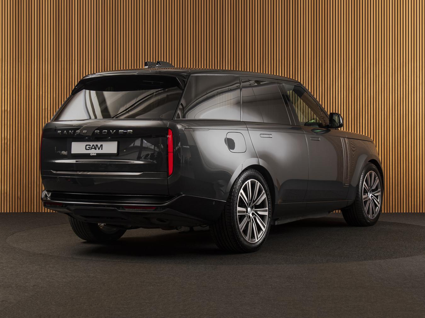 Land Rover Range Rover P460e Autobiography