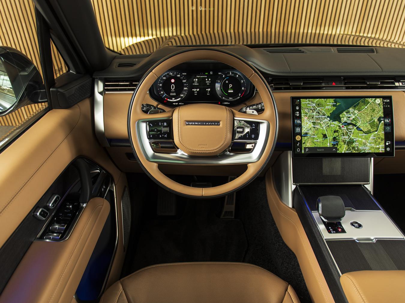 Land Rover Range Rover P460e Autobiography