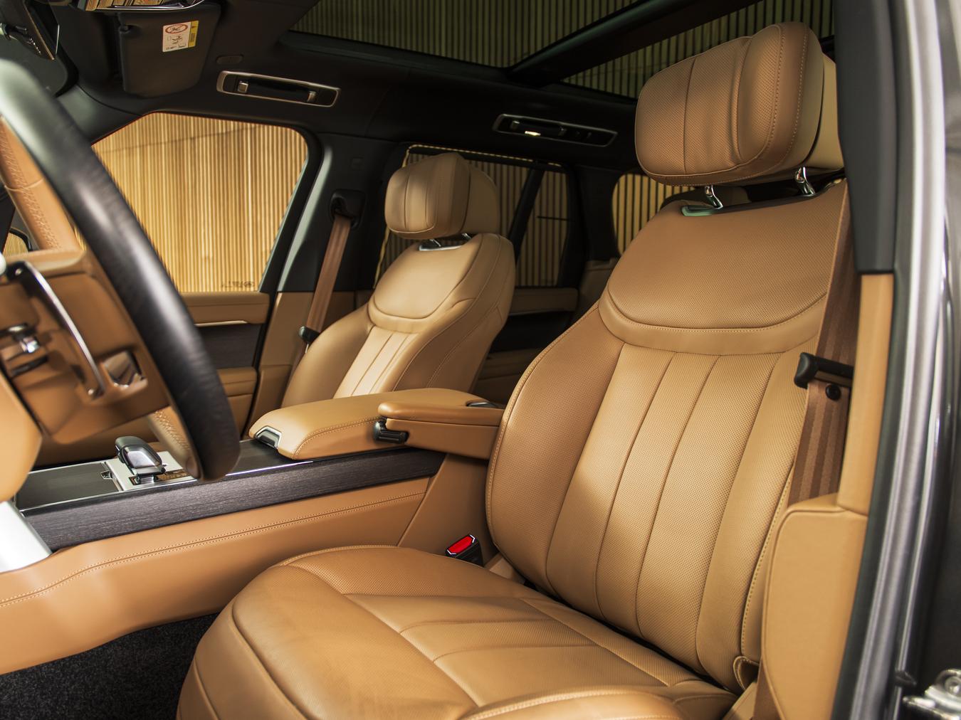 Land Rover Range Rover P460e Autobiography