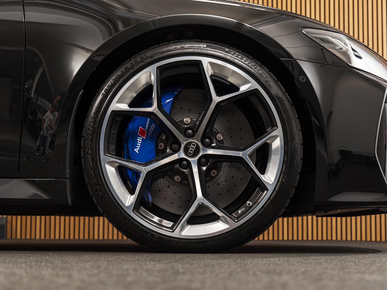 Audi RS6 Avant Performance