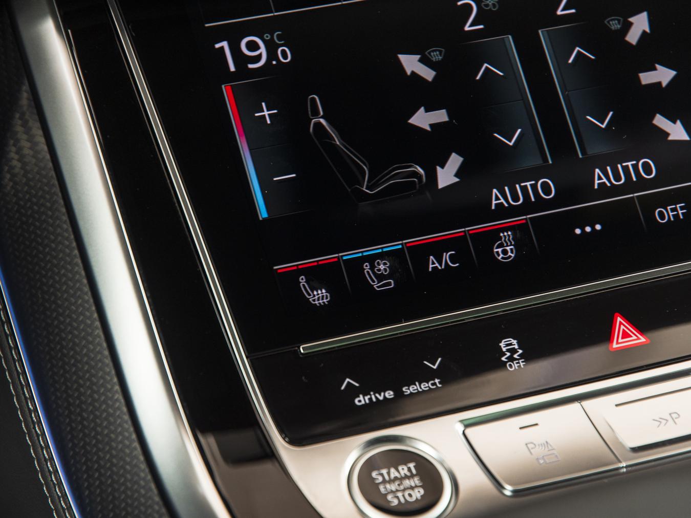 Audi Q7 60 TFSI-e Quattro S-Line
