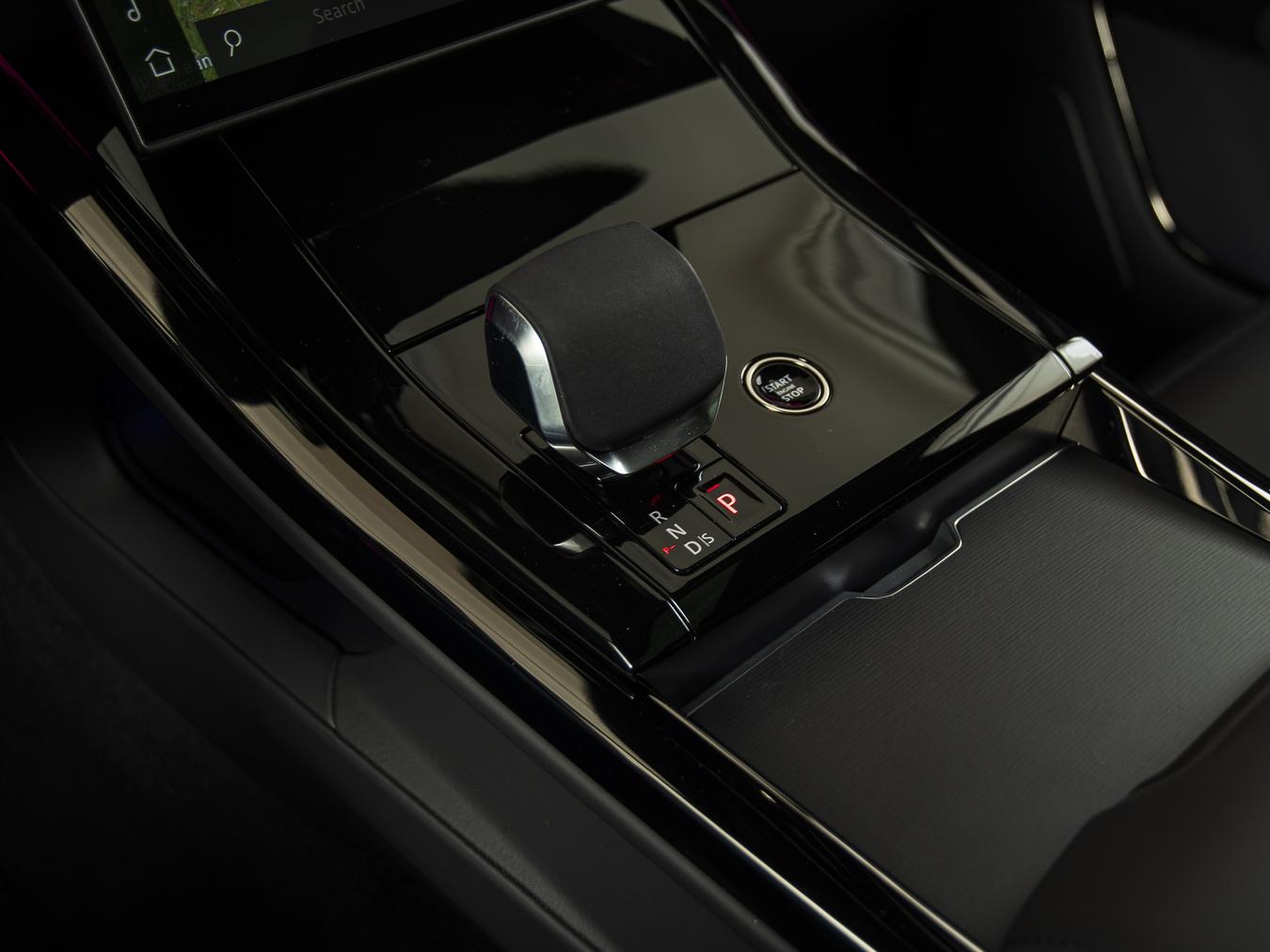 Land Rover Range Rover Sport P550e Autobiography