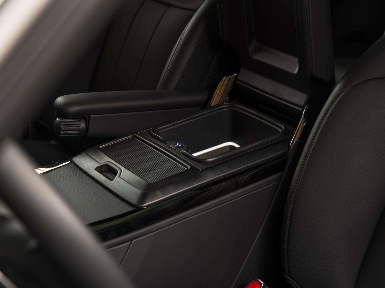 Land Rover Range Rover Sport P550e Autobiography