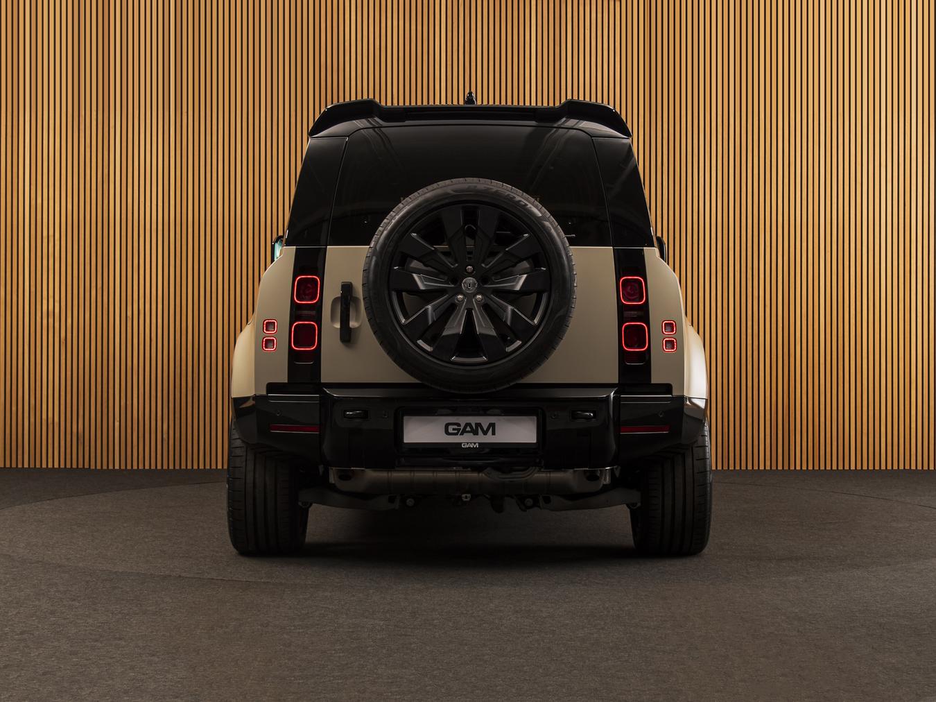 Land Rover Defender 110 X-Dynamic HSE P300e