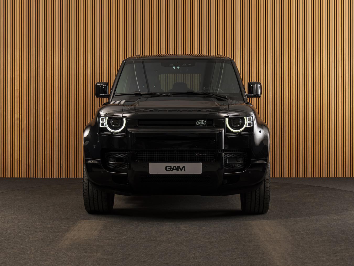 Land Rover Defender 110 X-Dynamic HSE P300e