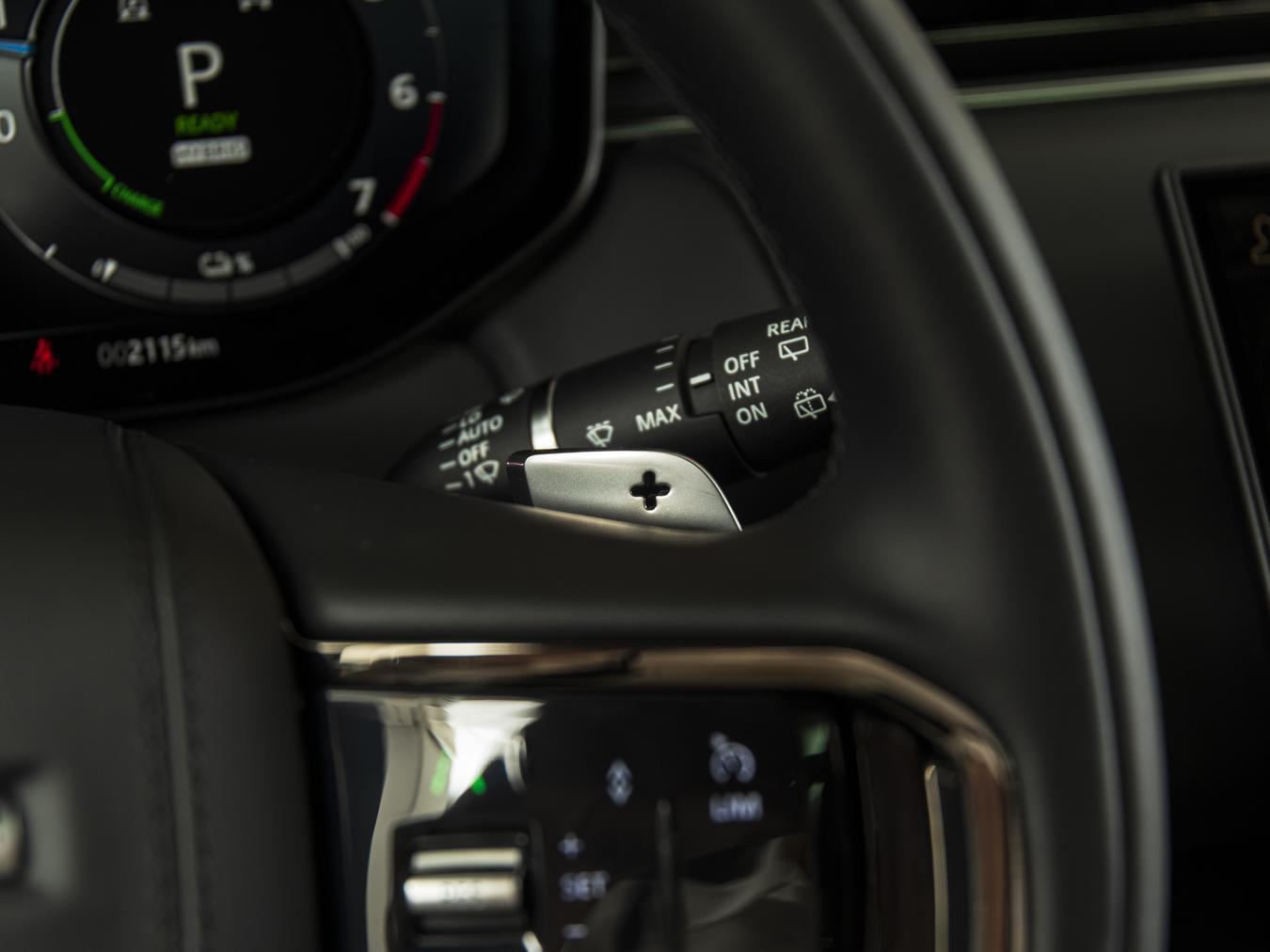 Land Rover Range Rover Sport P550e Autobiography