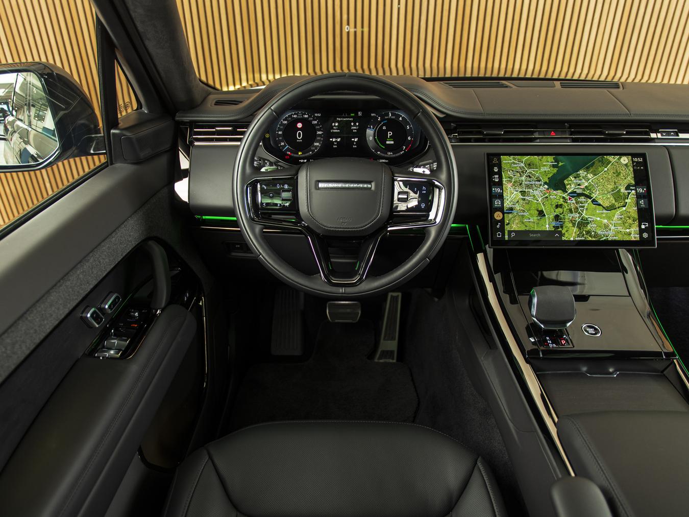 Land Rover Range Rover Sport P550e Autobiography