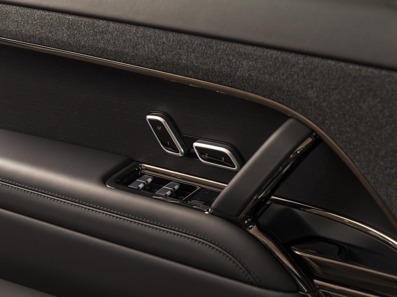 Land Rover Range Rover Sport P550e Autobiography