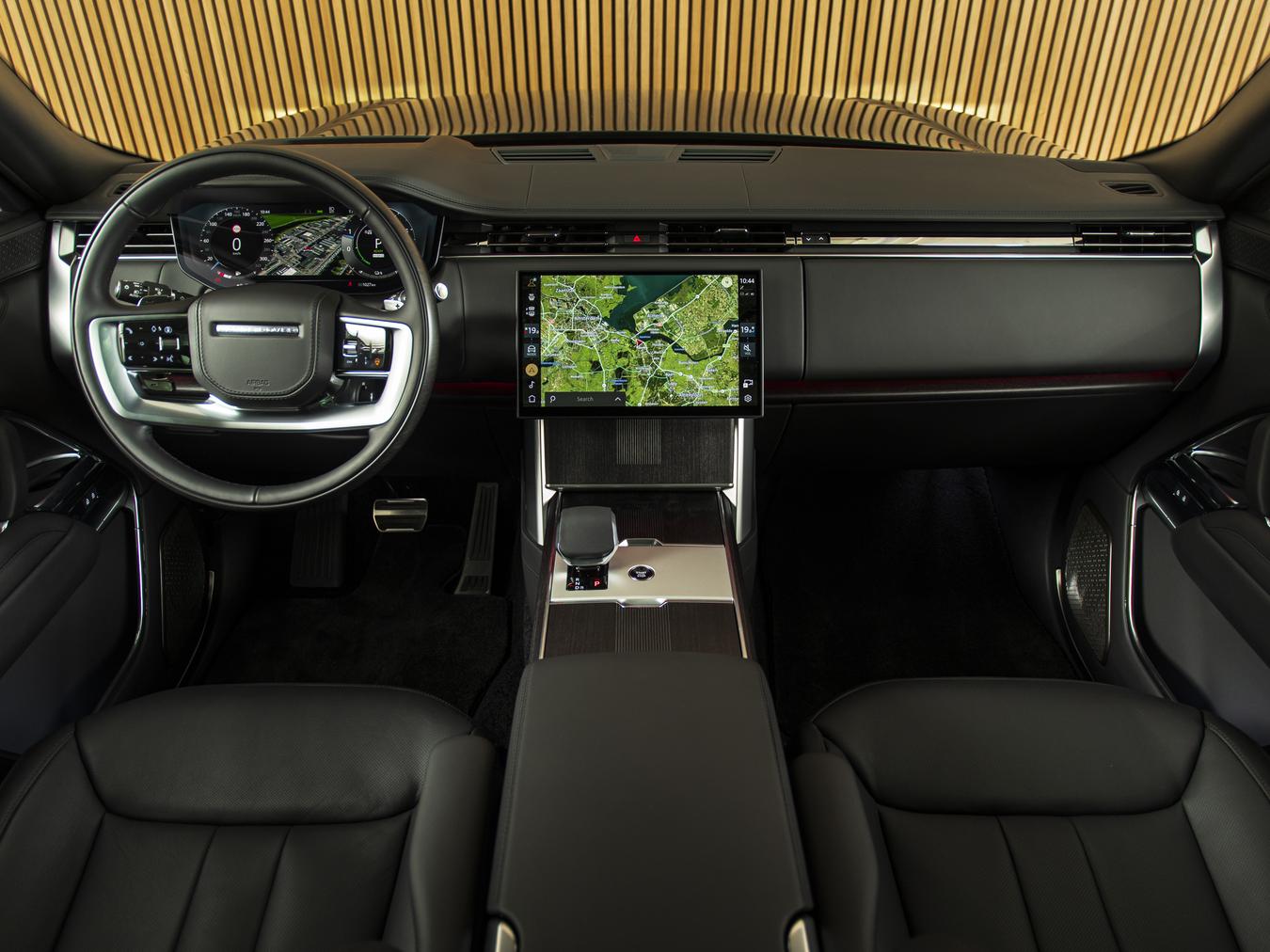 Land Rover Range Rover P550e Autobiography