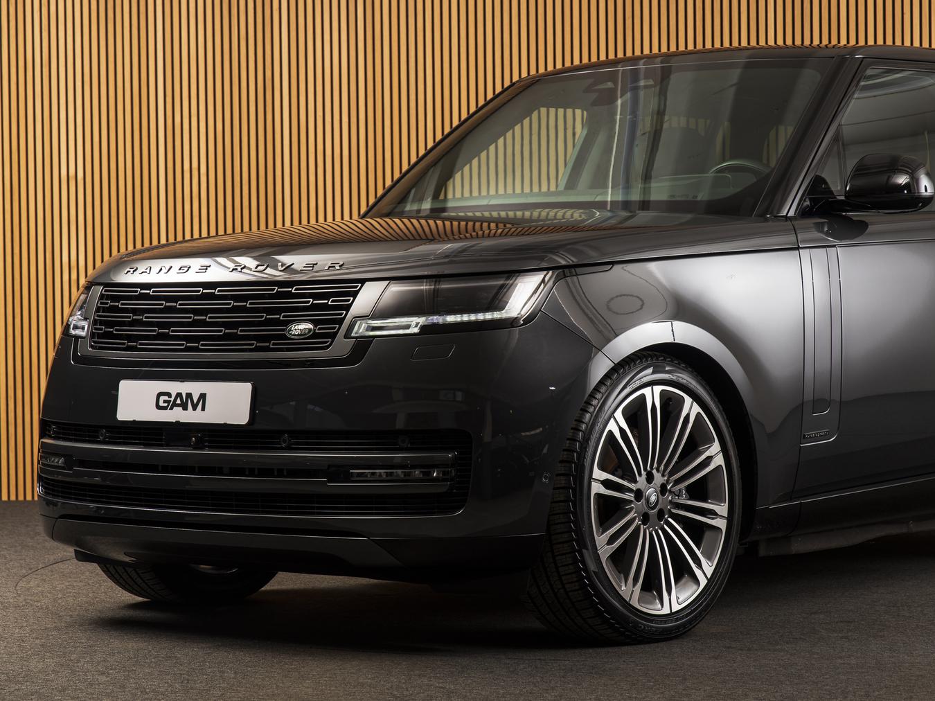 Land Rover Range Rover P550e Autobiography