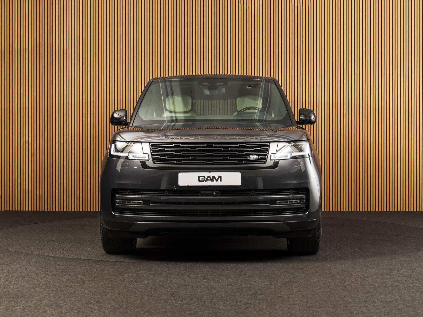 Land Rover Range Rover P550e Autobiography