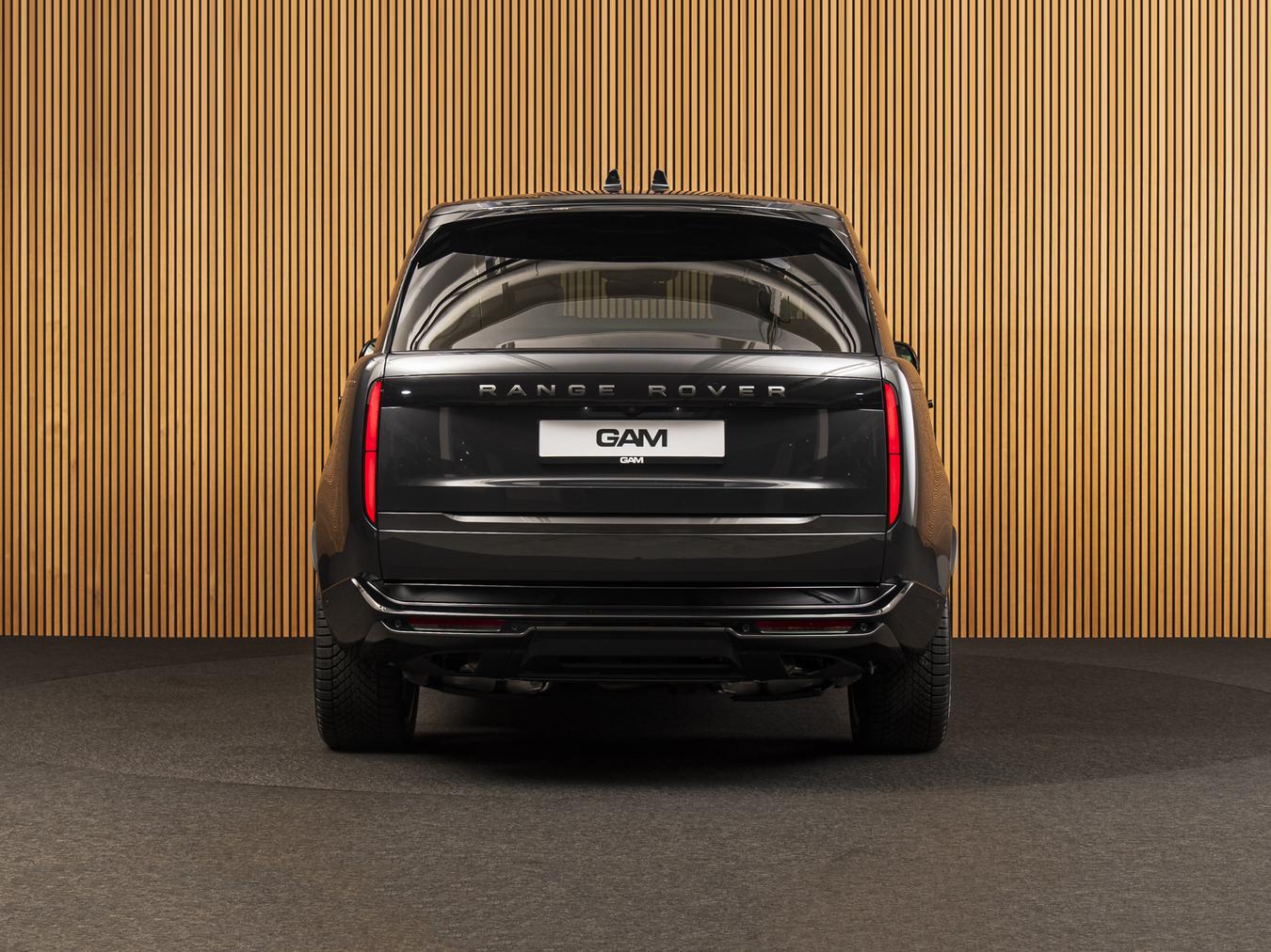 Land Rover Range Rover P550e Autobiography