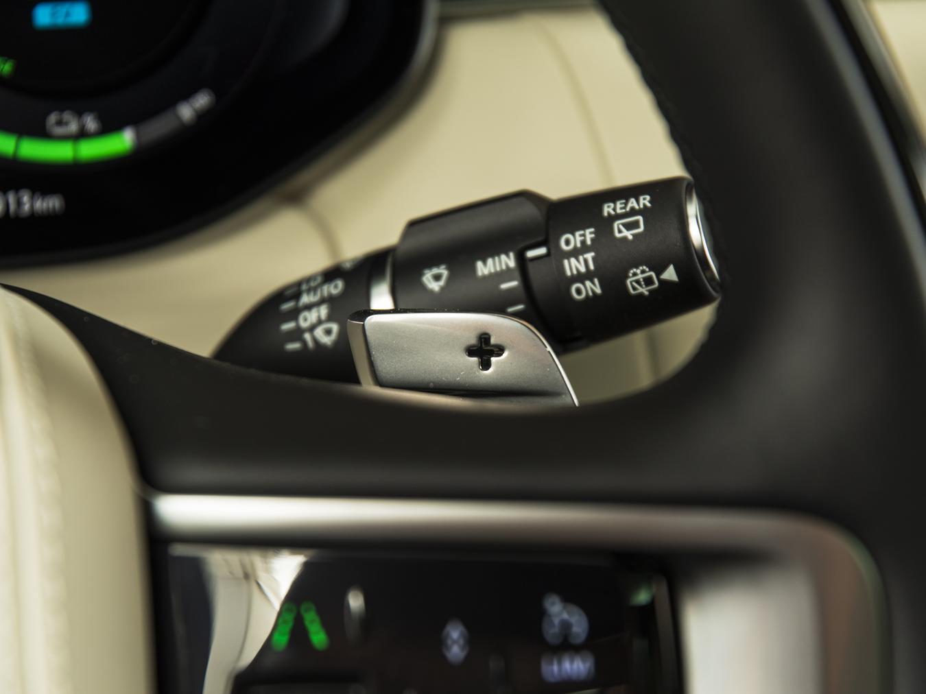 Land Rover Range Rover P550e Autobiography