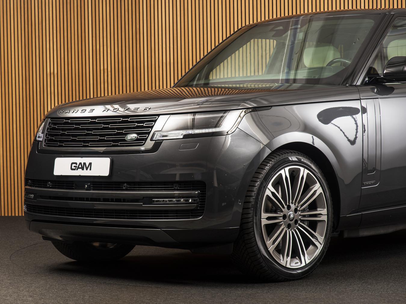 Land Rover Range Rover P550e Autobiography