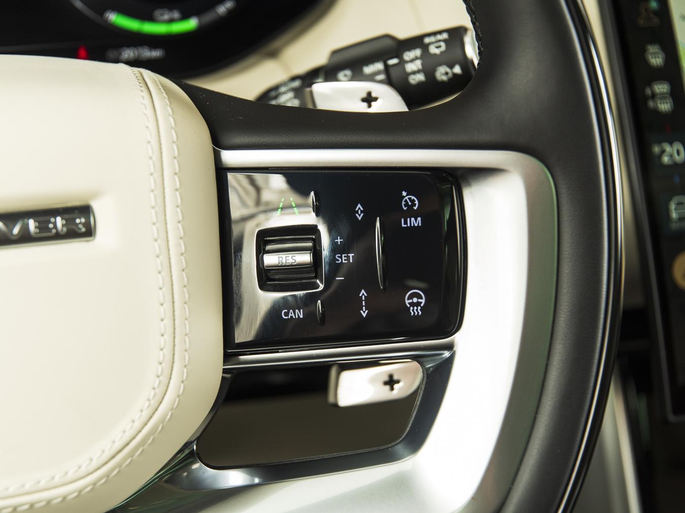 Land Rover Range Rover P550e Autobiography