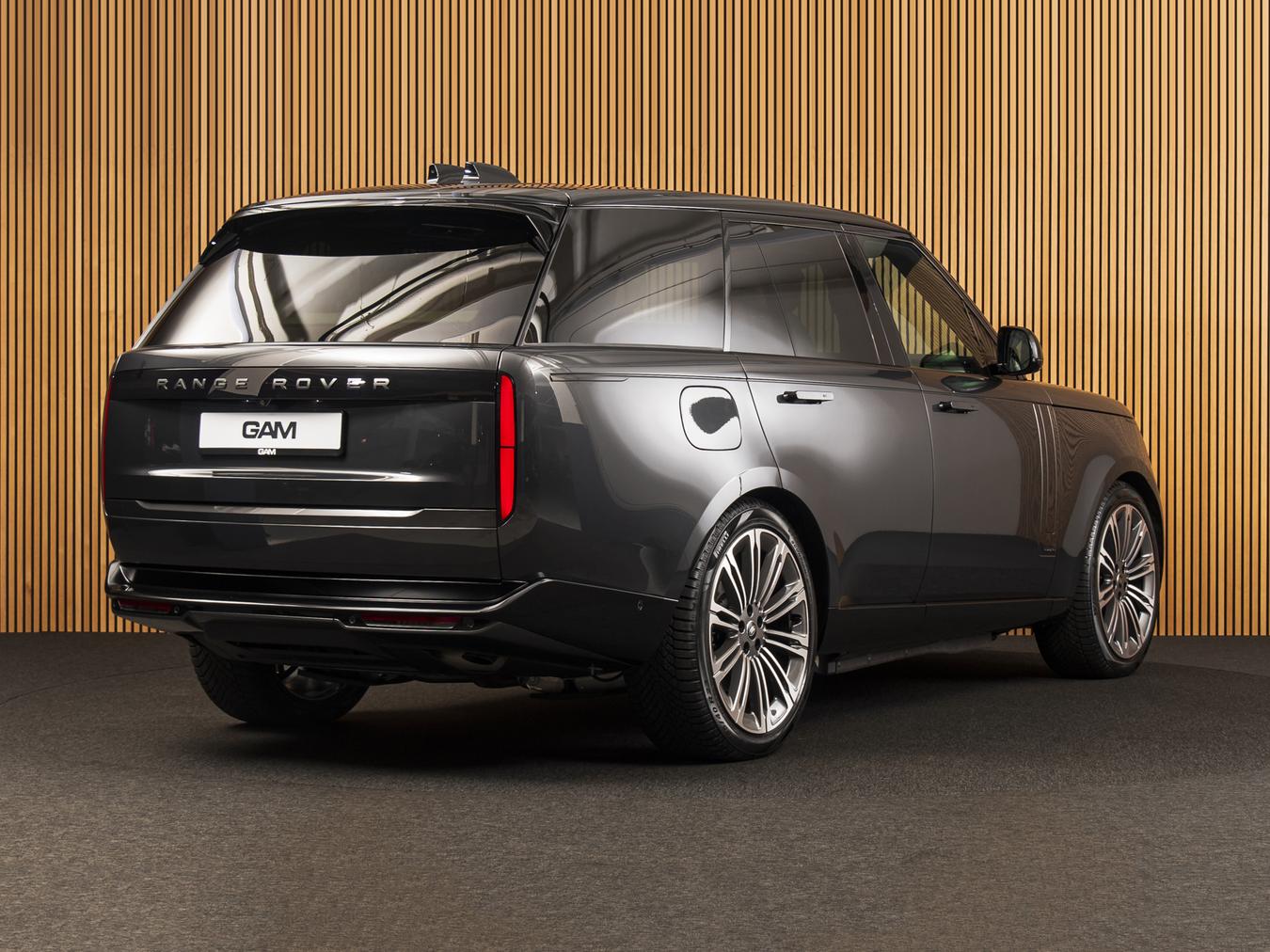 Land Rover Range Rover P550e Autobiography