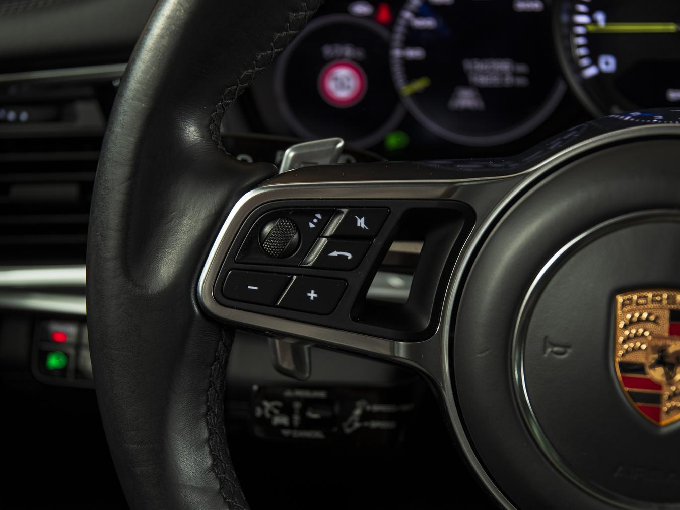 Porsche Panamera 4 E-Hybrid Sports Turismo