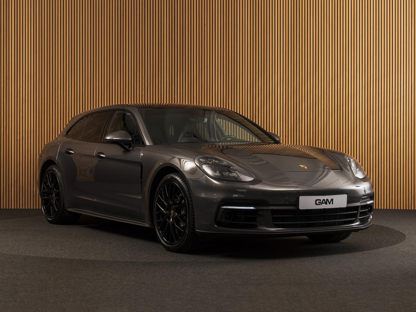 Porsche Panamera 4 E-Hybrid Sports Turismo