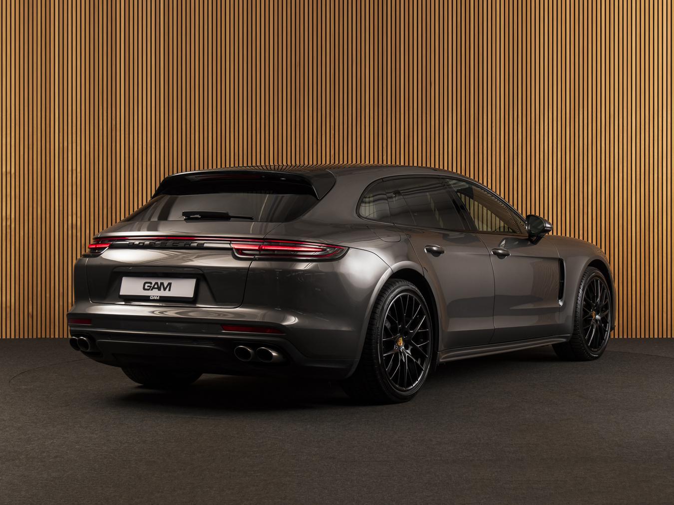 Porsche Panamera 4 E-Hybrid Sports Turismo