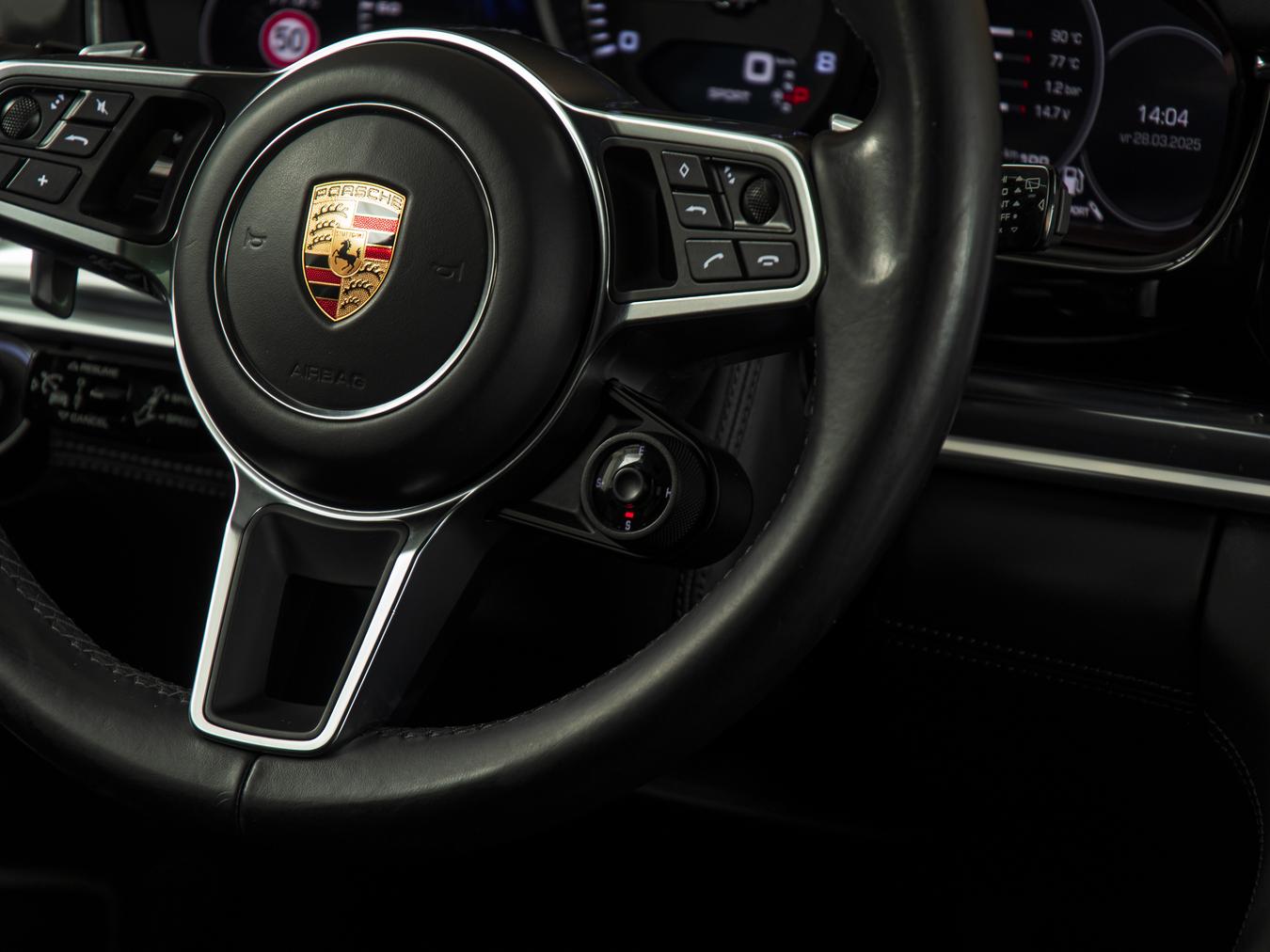 Porsche Panamera 4 E-Hybrid Sports Turismo