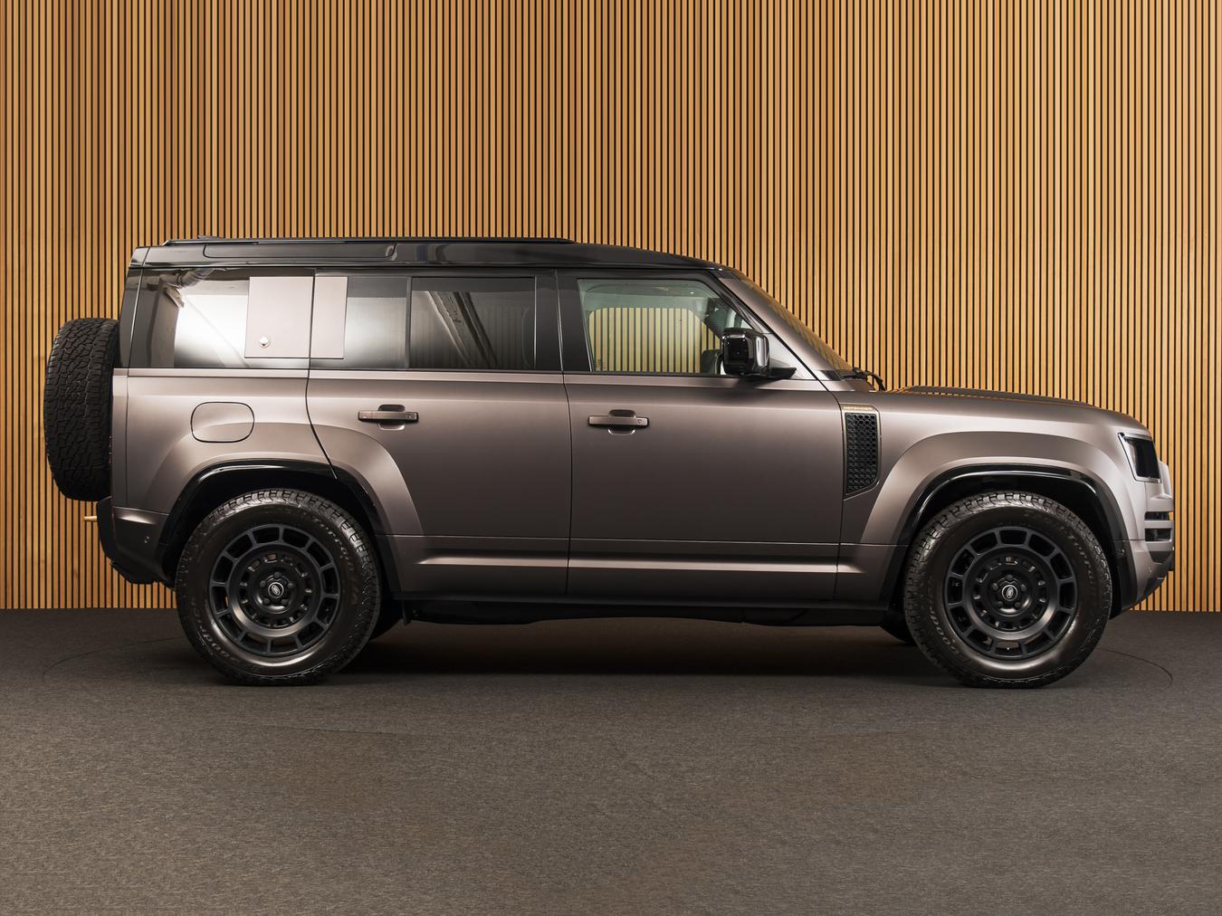 Land Rover Defender 110 P635 AWD OCTA