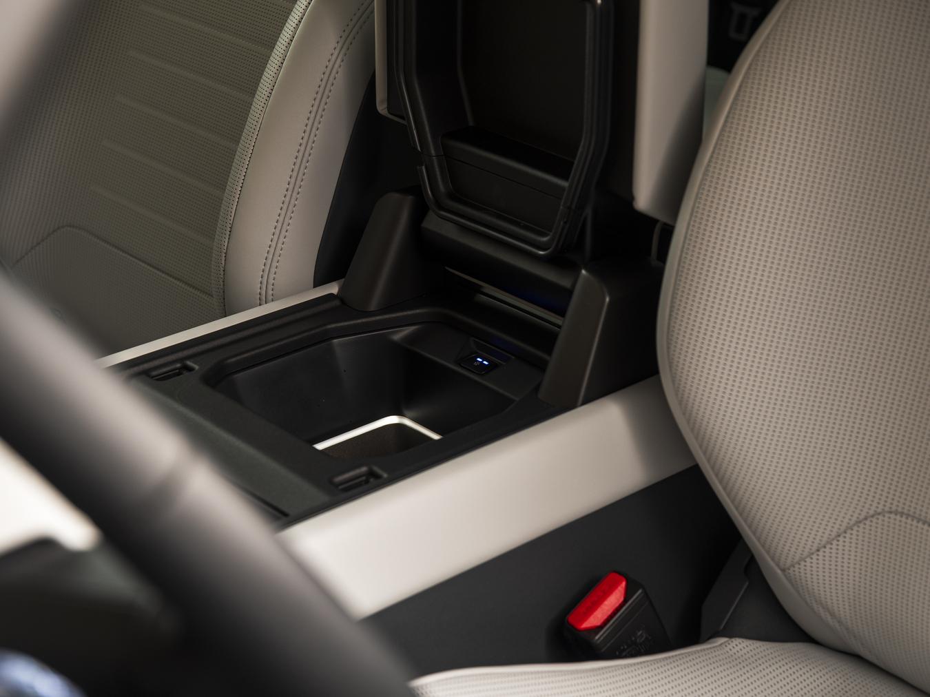 Land Rover Defender 110 P635 AWD OCTA