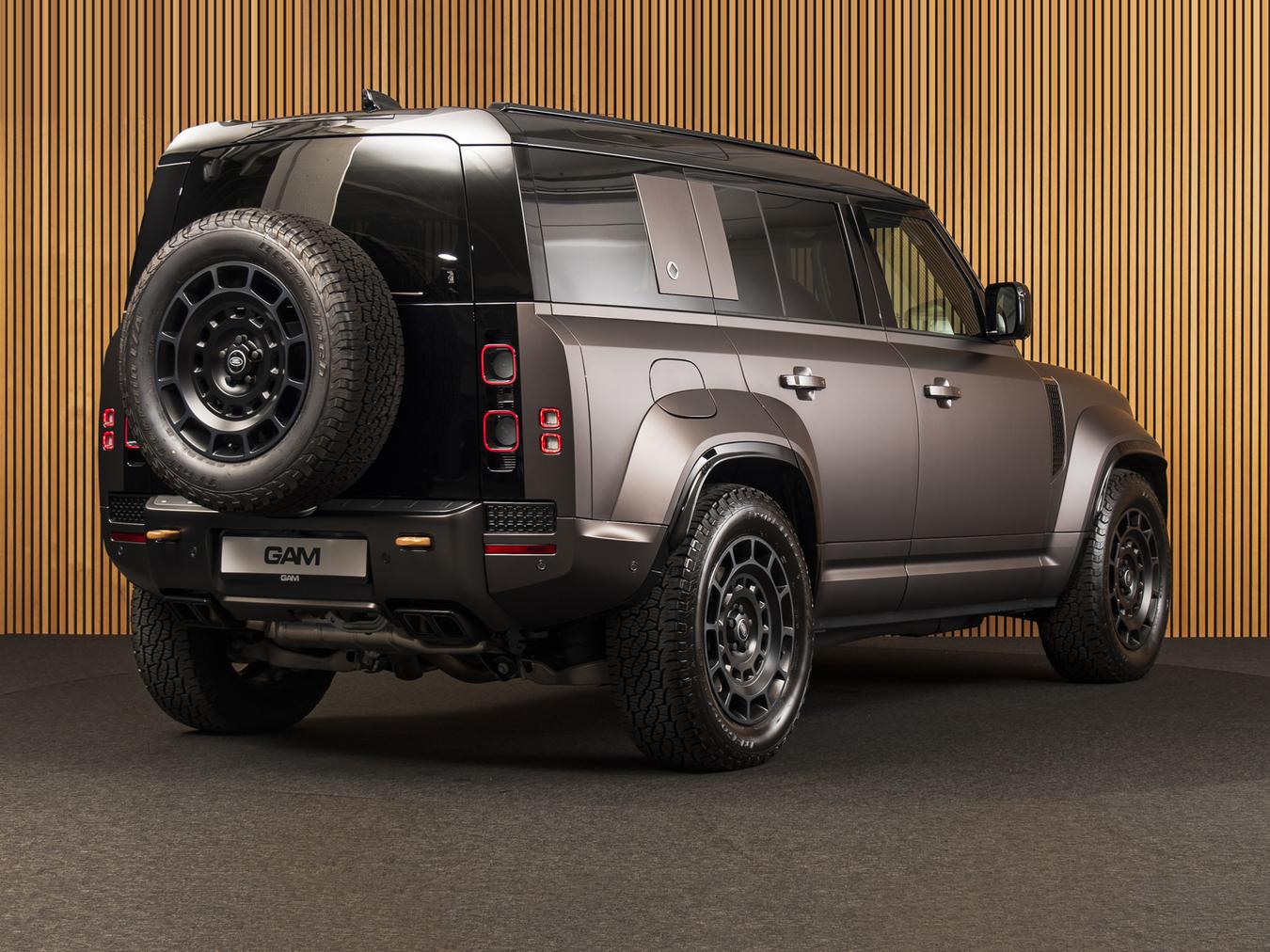 Land Rover Defender 110 P635 AWD OCTA