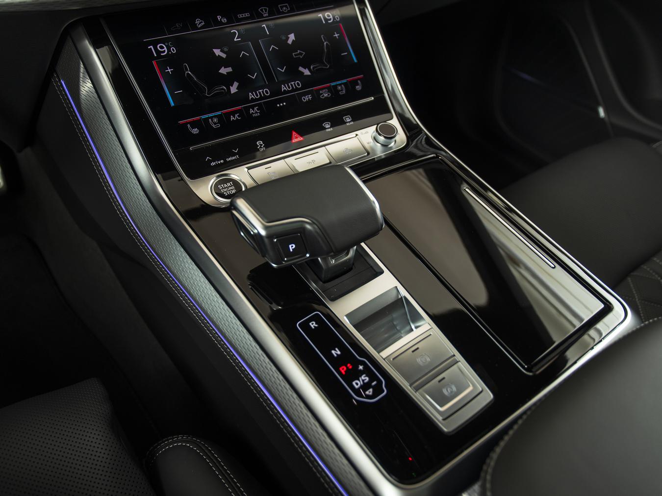 Audi Q8 60 TFSI-e Quattro S-Line