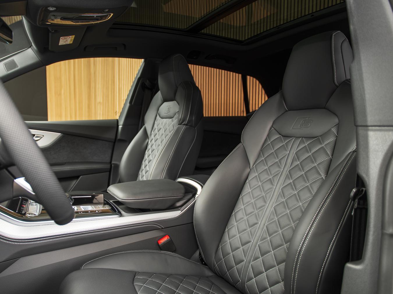 Audi Q8 60 TFSI-e Quattro S-Line