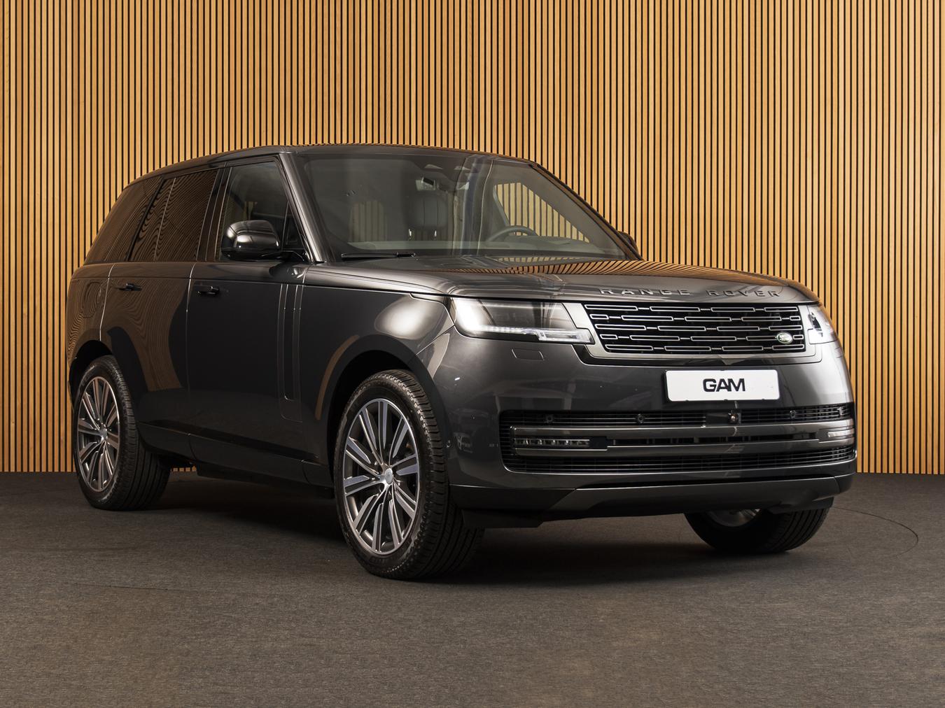 Land Rover Range Rover P460e HSE