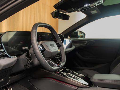 Audi A5 Avant E-Hybr Quattro S-Edition Competition