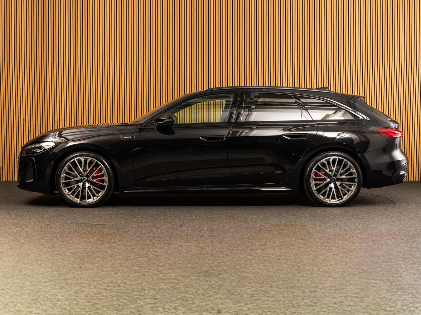 Audi A5 Avant E-Hybr Quattro S-Edition Competition