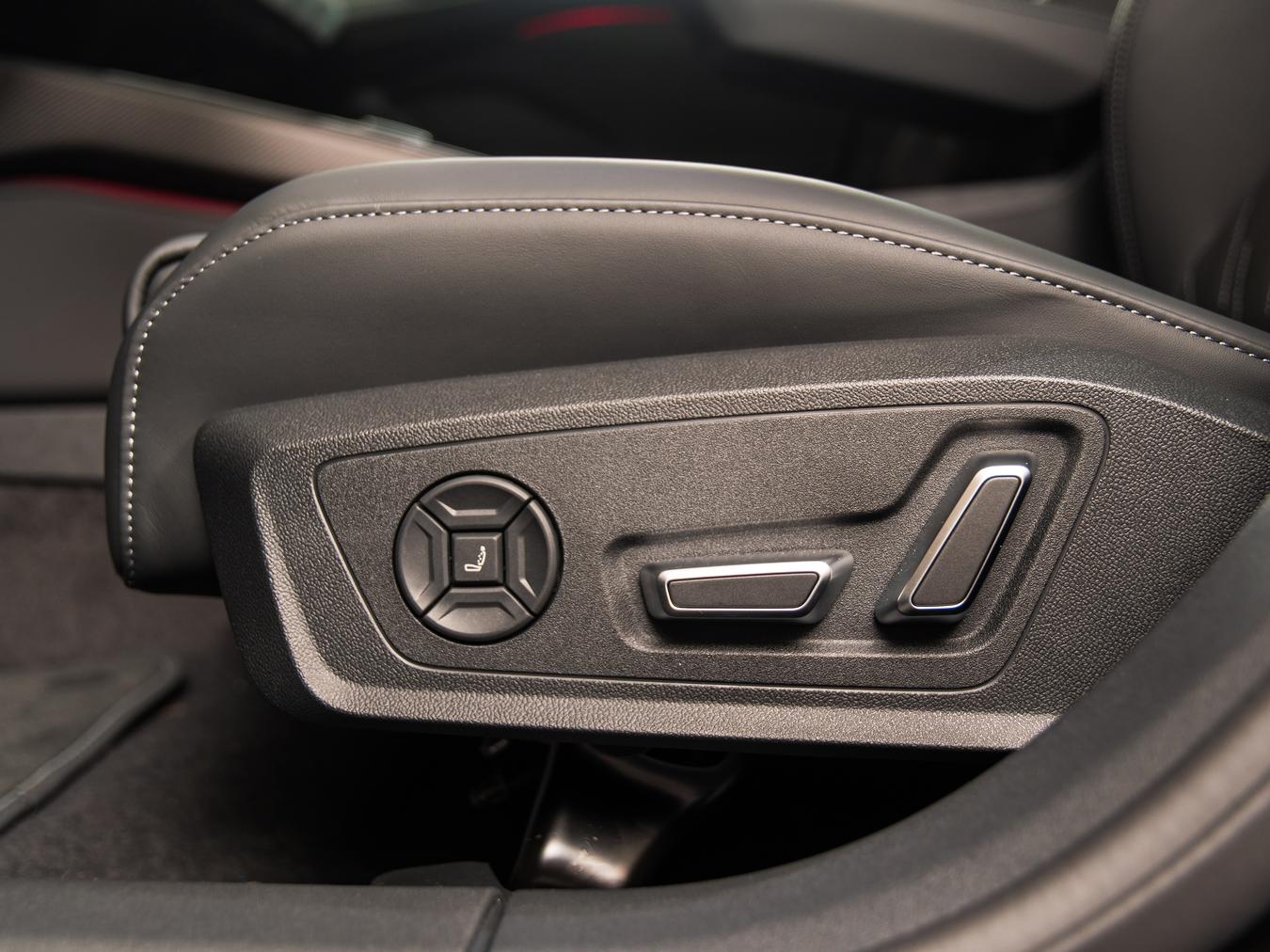 Audi A5 Avant E-Hybr Quattro S-Edition Competition