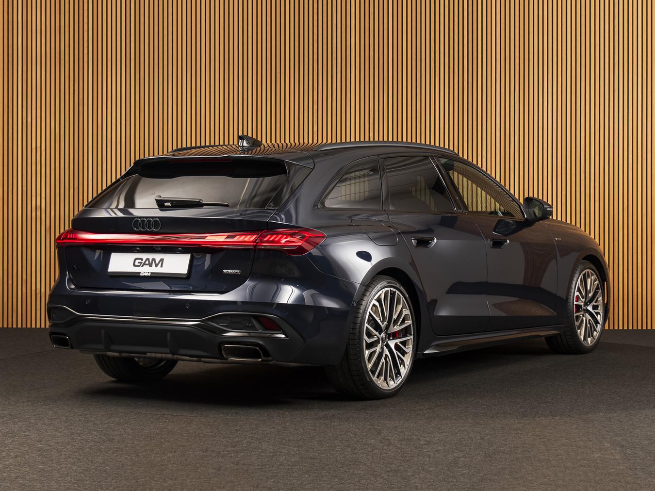 Audi A5 Avant E-Hybr Quattro S-Edition Competition