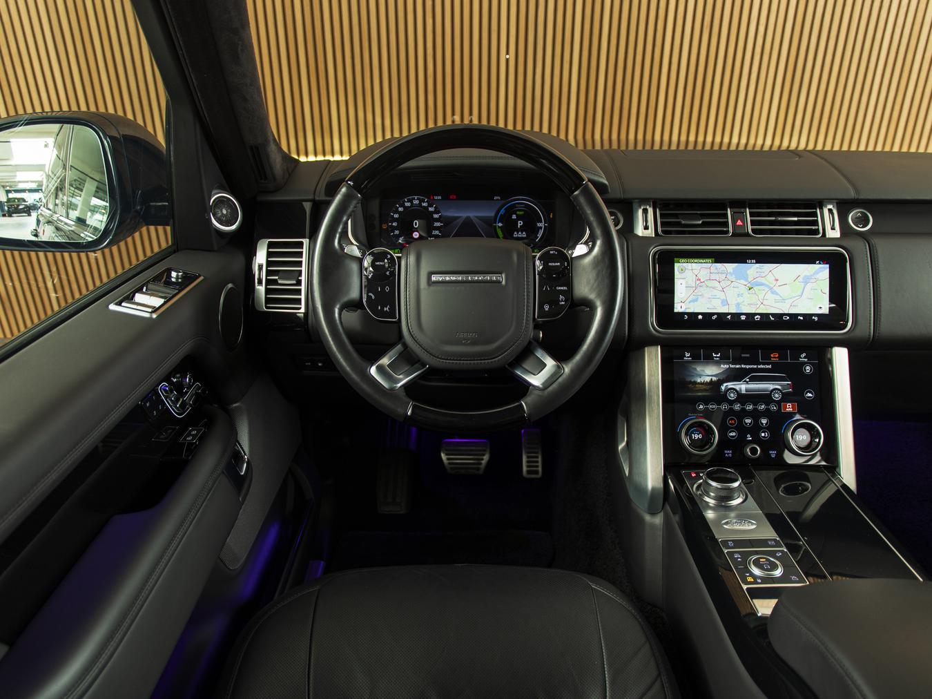 Land Rover Range Rover P400e Autobiography