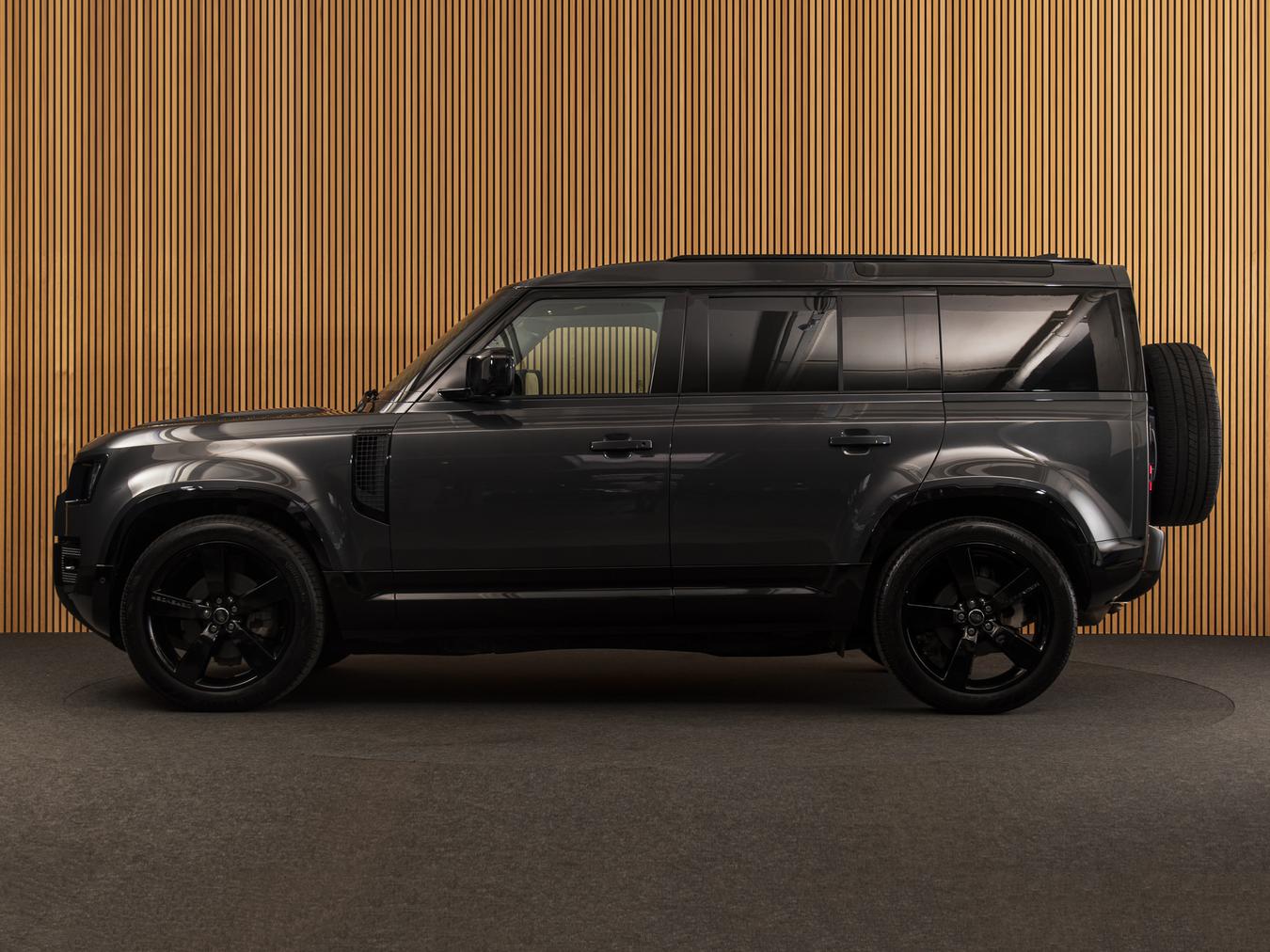 Land Rover Defender 110 Hard Top D250