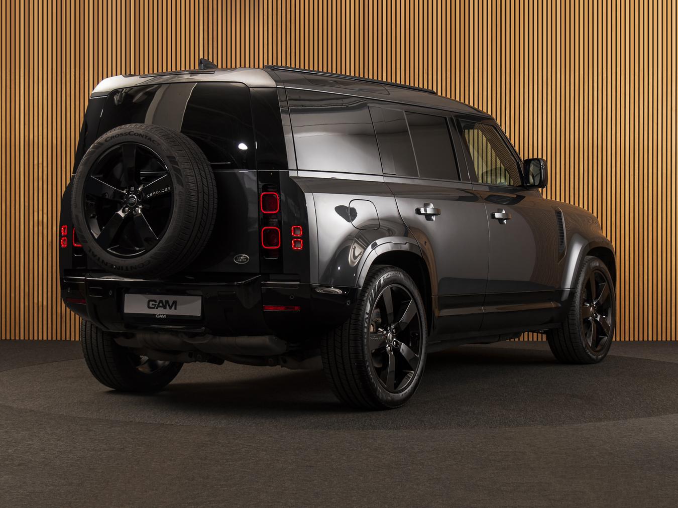Land Rover Defender 110 Hard Top D250