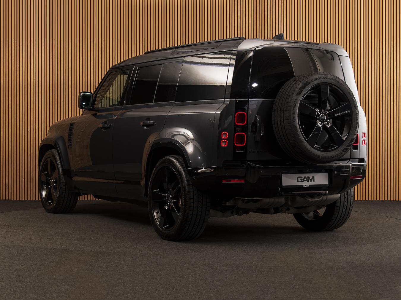 Land Rover Defender 110 Hard Top D250