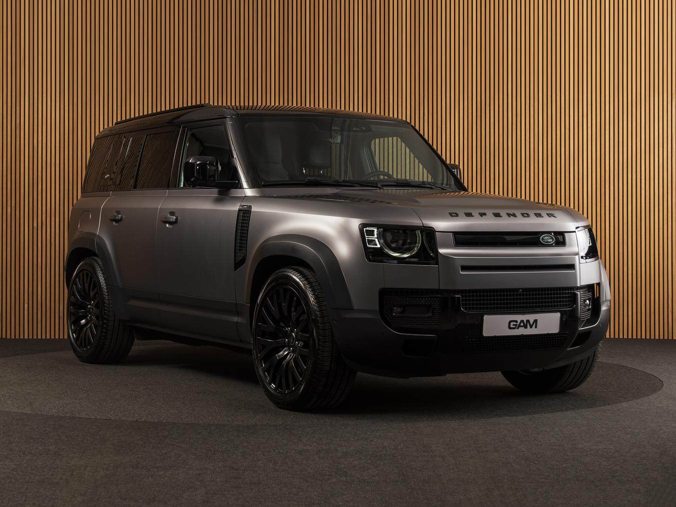 Land Rover Defender 110 X-Dynamic HSE P400e