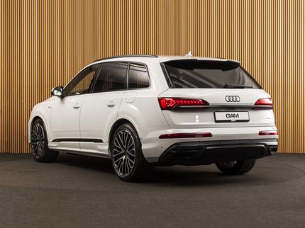 Audi Q7 55 TFSI-e Quattro S-Line