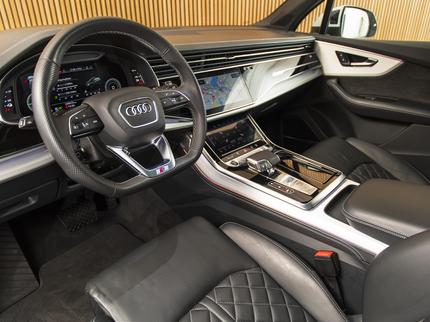 Audi Q7 55 TFSI-e Quattro S-Line