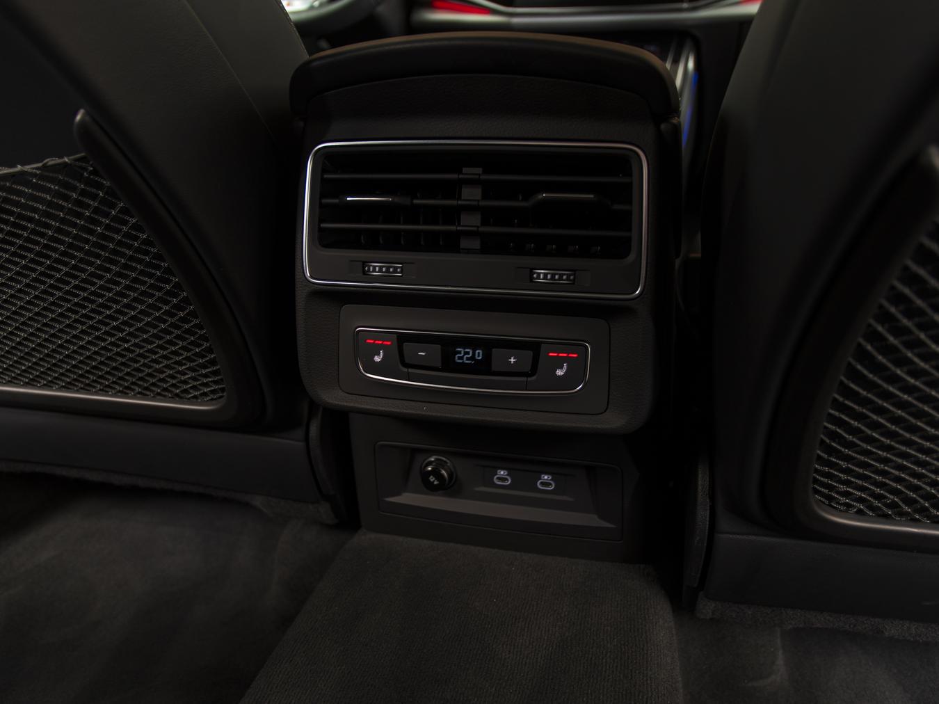 Audi Q8 60 TFSI-e Quattro S-Line