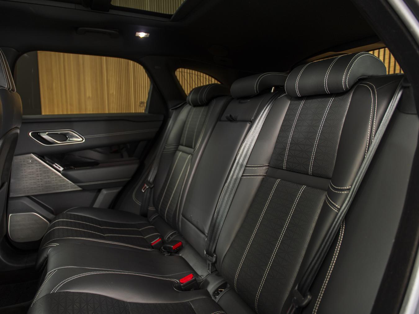 Land Rover Range Rover Velar D300 R-Dynamic HSE